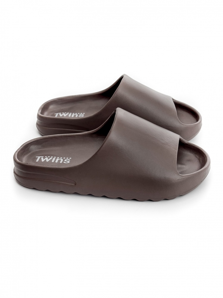 Шльопанці Twins р.38-39 шоколадний