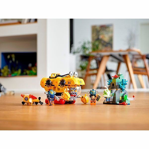 Конструктор LEGO City Океан: исследовательская подводная лодка 60264