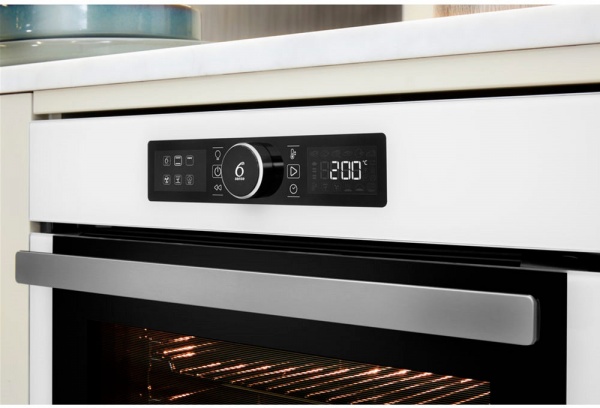 Духовой шкаф Whirlpool AKZ 96220 WH