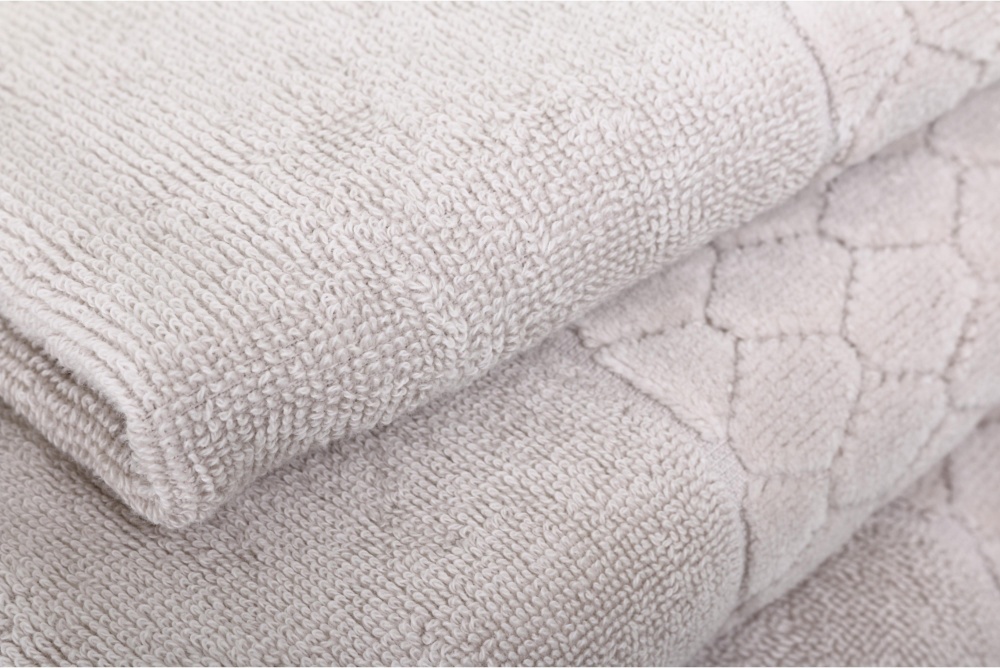 Рушник махровий VELOUR CELLS 70x140 см бежевий La Nuit