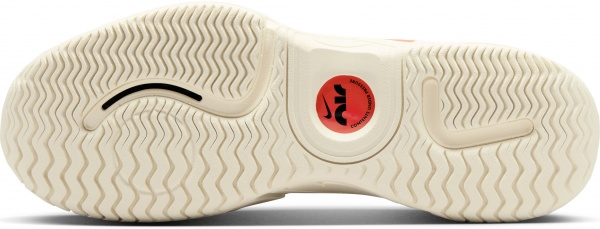 Кросівки Nike ZOOM GP TURBO HC OSAKA DZ3362-100 р.38 білий