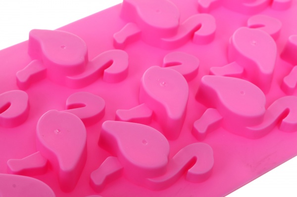 Форма для льда 195x105x15 мм в ассортименте