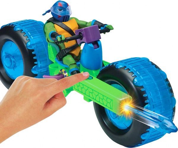 Фігурка TMNT Еволюція Черепашок-ніндзя Мотоцикл Стелс та Леонардо 