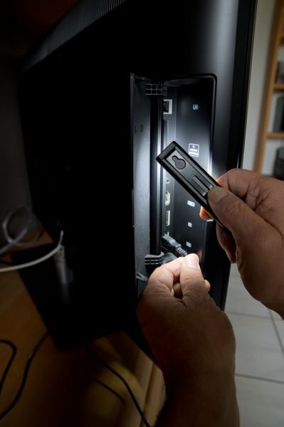 Фонарь Brennenstuhl PL 200A аккумуляторный черный