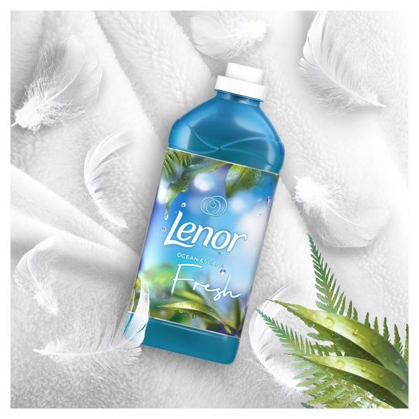 Кондиционер для белья Lenor Влажное цветение 1,42 л