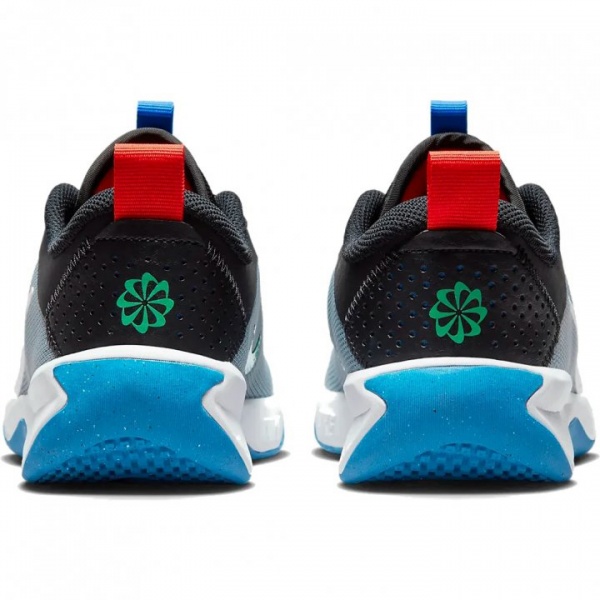 Кроссовки Nike OMNI MULTI-COURT DM9027-006 р.40 серый