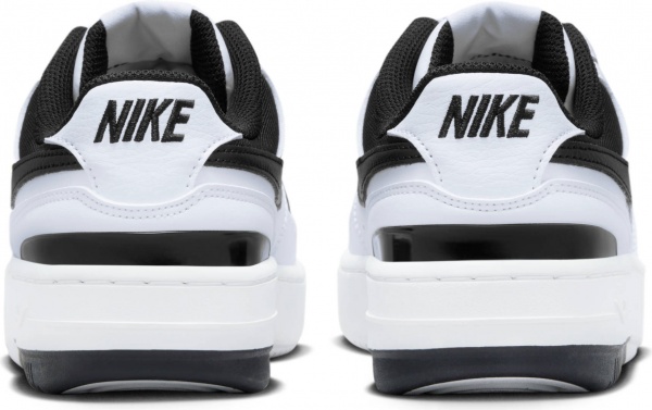 Кросівки Nike GAMMA FORCE DX9176-100 р.38,5 білий