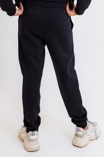 Брюки спортивные KOSTA д/м р.146–152 черный 2456-2 