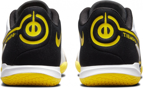Футзальная обувь Nike Tiempo Legend 9 Academy IC DA1190-107 р.US 9 белый