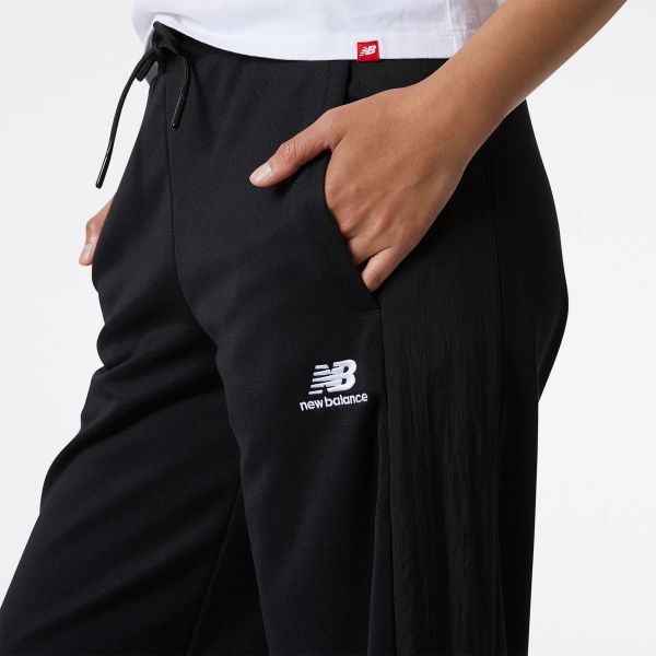 Штани New Balance WP21502BK р. XL чорний