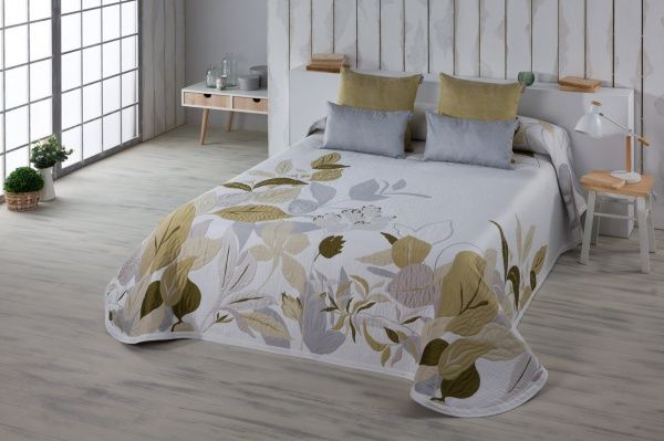 Покрывало Ankara 235x270 см Textilia белый с рисунком 