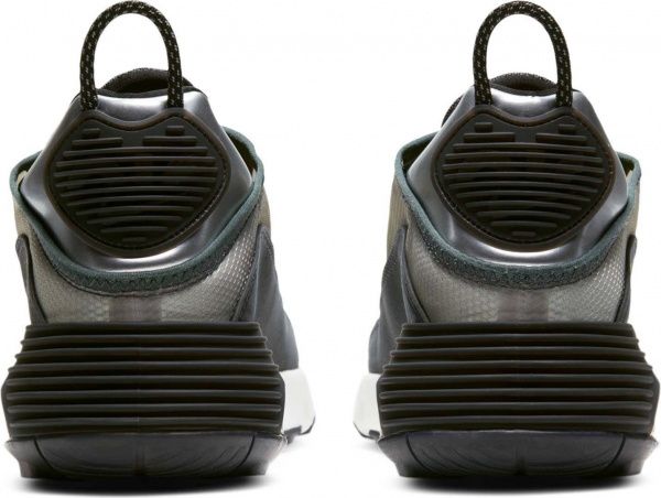 Кроссовки Nike AIR MAX 2090 SE CW8336-001 р.US 9 черный