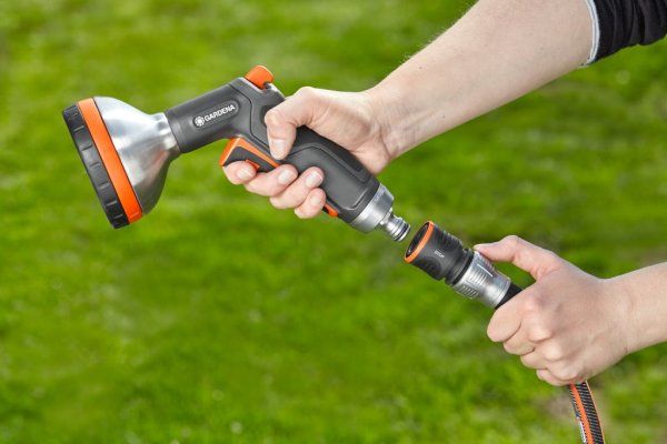 Коннектор с аквастопом Gardena Premium Plus 13 мм 1/2 18253-20