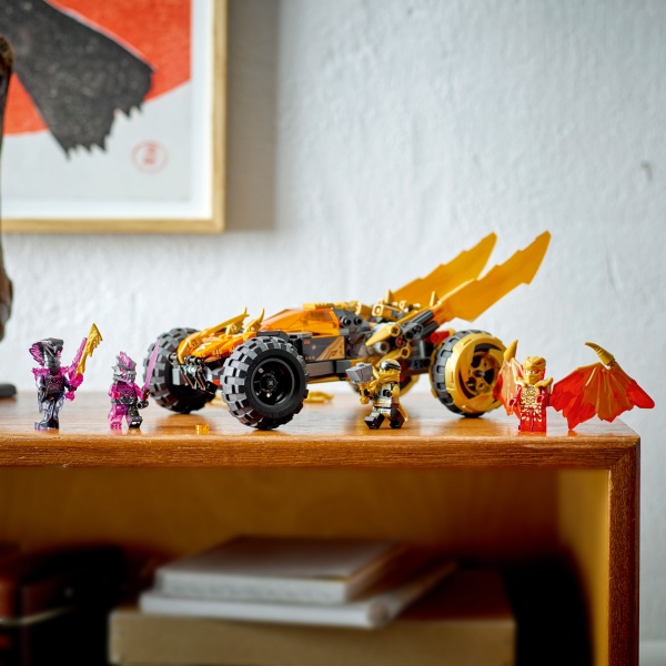 Конструктор LEGO NINJAGO Крейсер Дракона Коула 71769