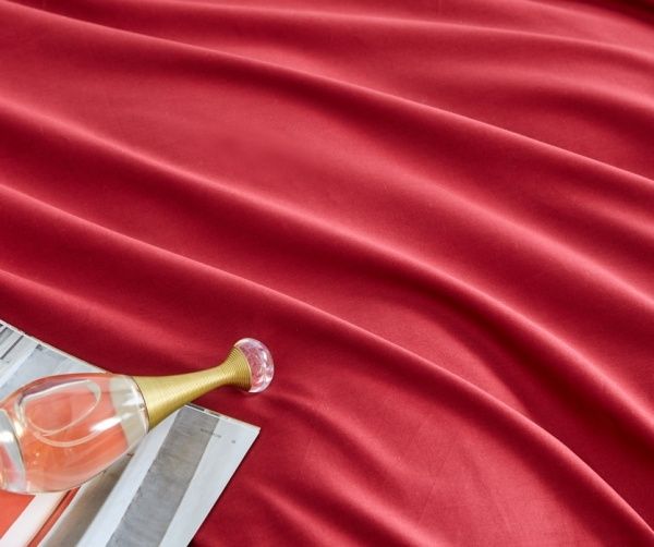 Комплект постельного белья семейный бордовый Word of Dream 