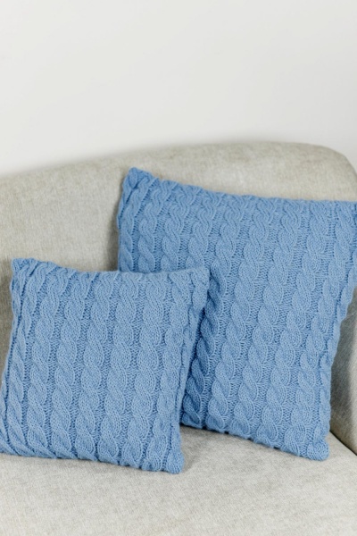 Подушка декоративна Коси волошкова 33x33 см блакитний 