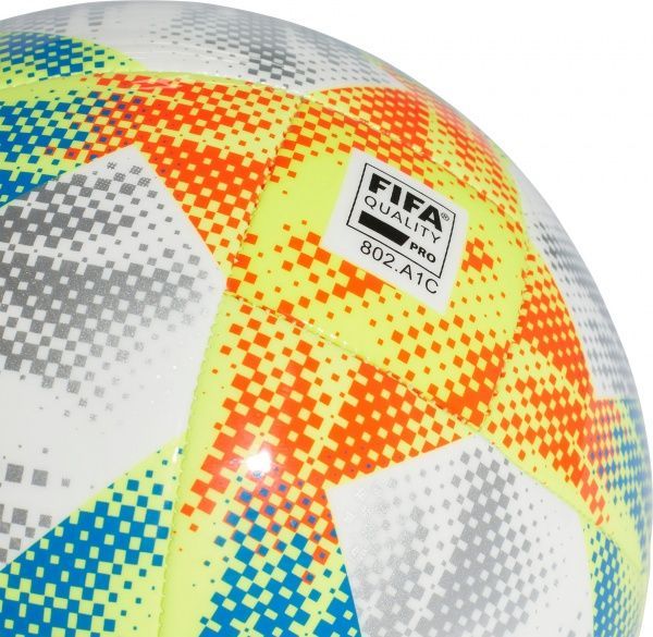 Футбольний м'яч Adidas Conext 19 Praia р. 5 DN8634