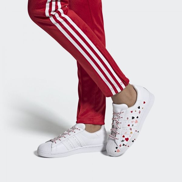 Кроссовки Adidas SUPERSTAR W FV3289 р.7,5 белый