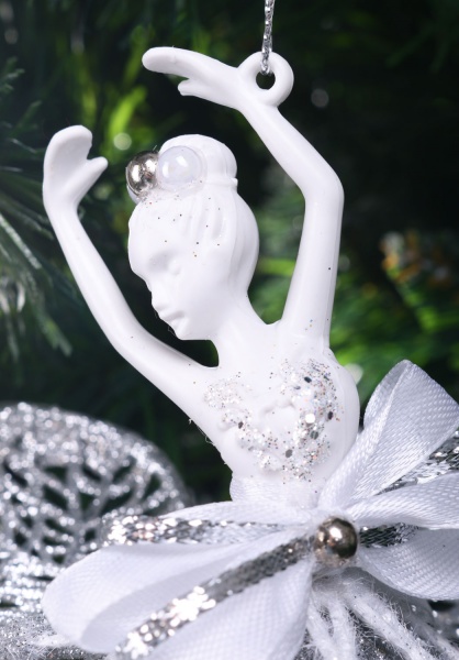 Подвеска Балерина декор Элит 9х12х3 см серебряный