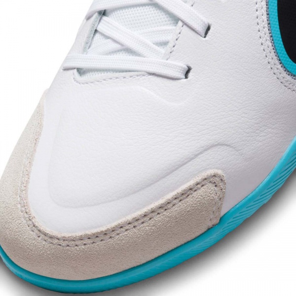 Футзальне взуття Nike TIEMPO LEGEND 9 ACADEMY IC DA1329-146 р.37,5 білий