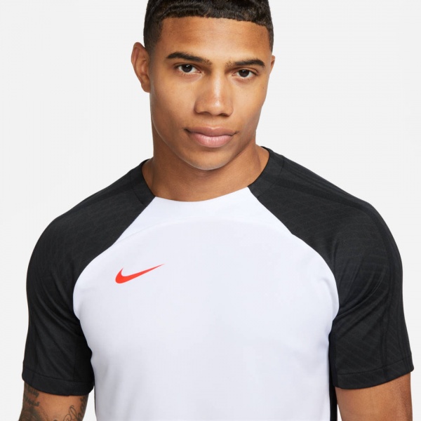Футболка Nike M NK DF STRK TOP SS DV9237-101 р.2XL білий