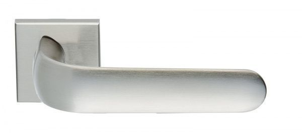 Ручка на розетке Ilavio 2316 матовый хром