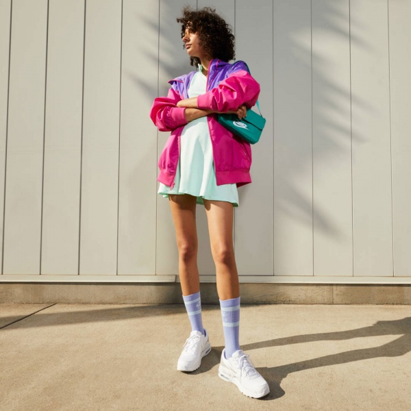 Кросівки Nike NIKE AIR MAX EXCEE CD5432-121 р.40 білий