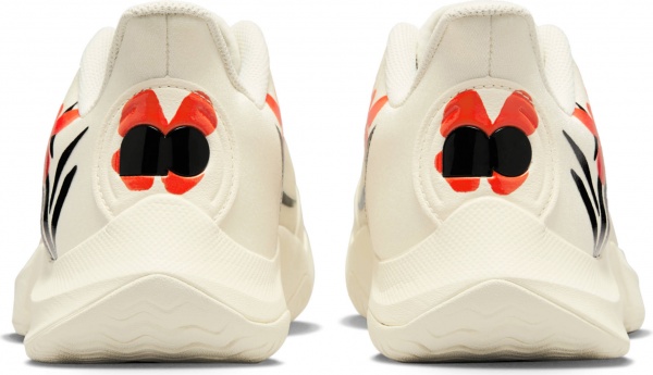 Кросівки Nike ZOOM GP TURBO HC OSAKA DZ3362-100 р.40,5 білий