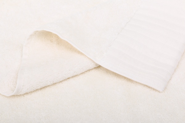 Полотенце Pelusa 70x140 см белый 