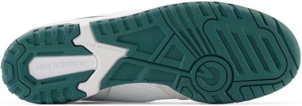 Кроссовки New Balance 550 BB550STA р.42,5 белый