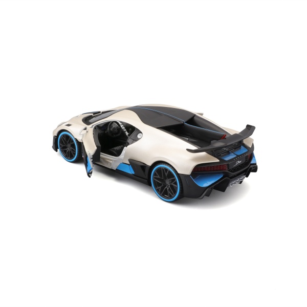 Машинка Maisto 1:24 іграшкова Bugatti Divo 31526 met. white