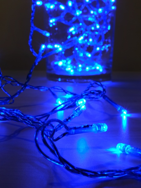 Электрогирлянда линейная SHLigts Нить (ILD100C-BB) встроенный светодиод (LED) 100 ламп 5 м 