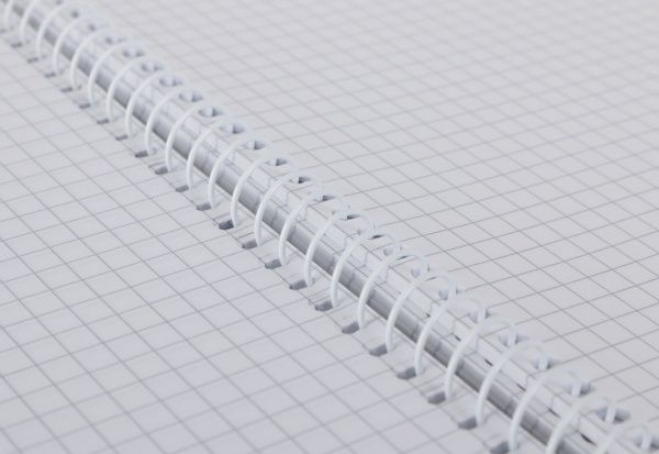 Тетрадь школьная А5 96 листов в клеточку A5-SC-096-6061K Student Школярик