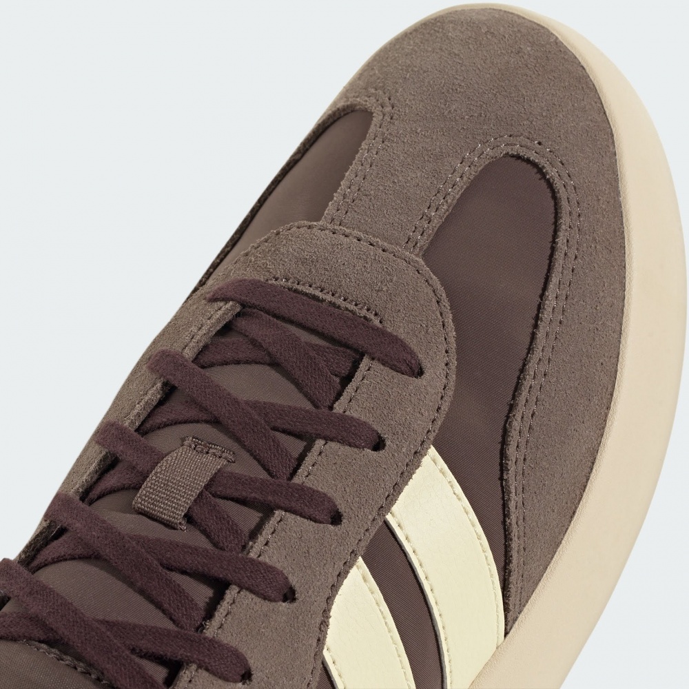 Кросівки чоловічі Adidas BARREDA DECODE EARSTR/WARVAN/SHABRN JR3519 р.42 коричневі