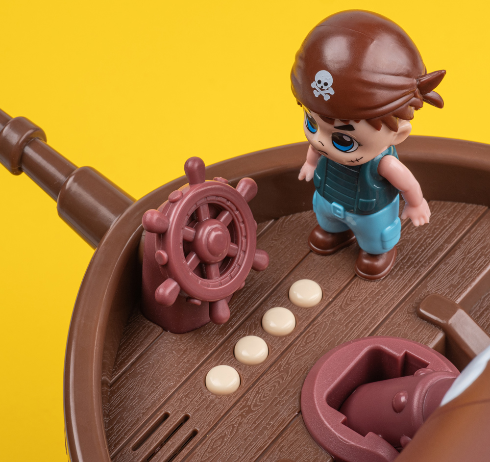 Игровой набор OTAMANKO Пиратский корабль 532.02.16