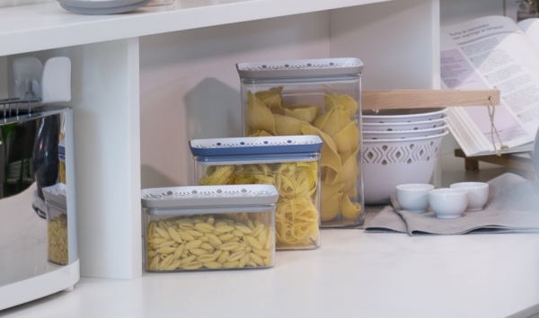 Емкость для хранения Tosca 2,2л бело-синяя прямоугольная Stefanplast