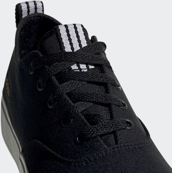 Кроссовки Adidas BROMA EH2260 р.UK 6 черный