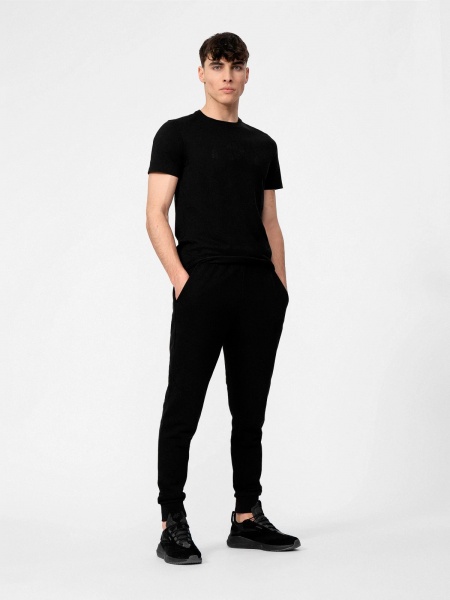 Футболка 4F TSHIRT M146 RL9SS22TTSHM146-20S р.M чорний