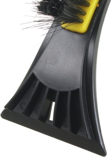 Щетка со скребком Auto Assistance AA2218 