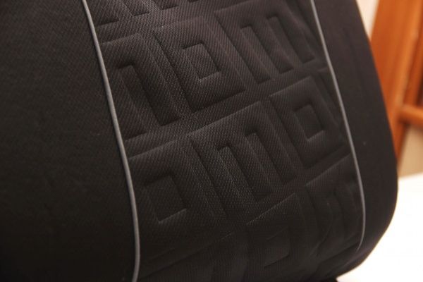 Комплект чехлов на сиденья Fodera Univ MOMO SC008BG черно-серый