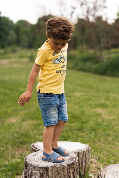 Футболка для мальчиков Koko Noko р.140 желтый T46832-37 