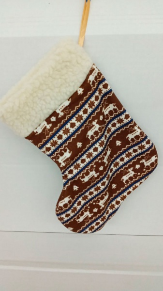 Сапожок декоративный бежево-коричневый с оленями 28 см 125229 