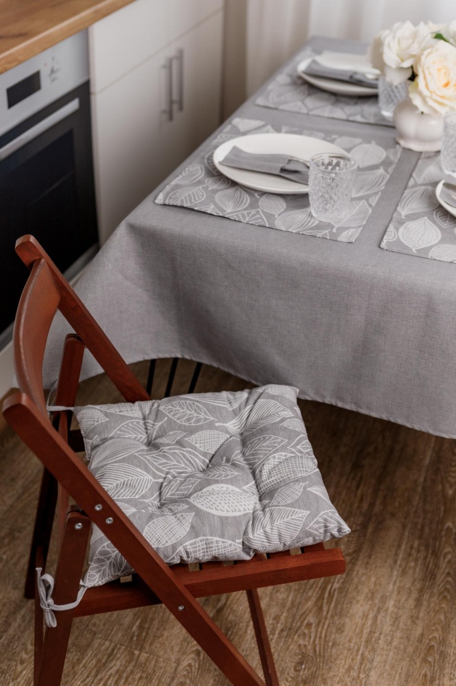 Скатерть Листья 120x136 см серый Прованс