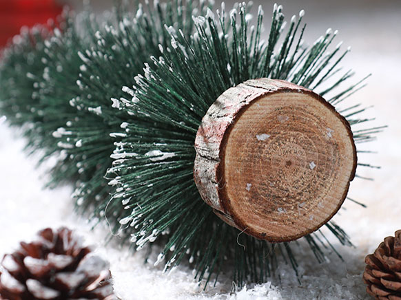 Сувенір новорічний ялинка засніжена зелена 20 см RTF1-20 