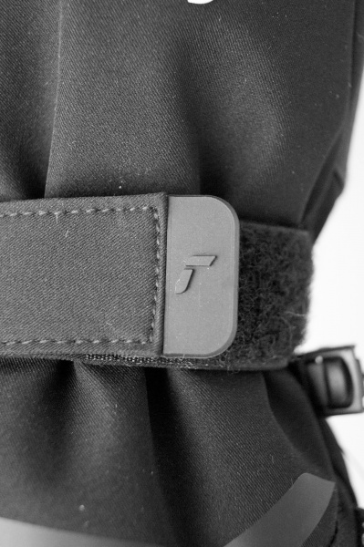 Рукавички Reusch PRIMUS R-TEX® XT MITTEN 6201524-7701 р. 8,5 чорний