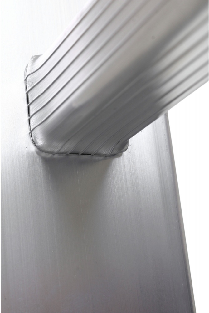 Лестница приставная BauGut 1х10