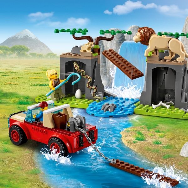 Конструктор LEGO City Спасательный внедорожник для зверей 60301