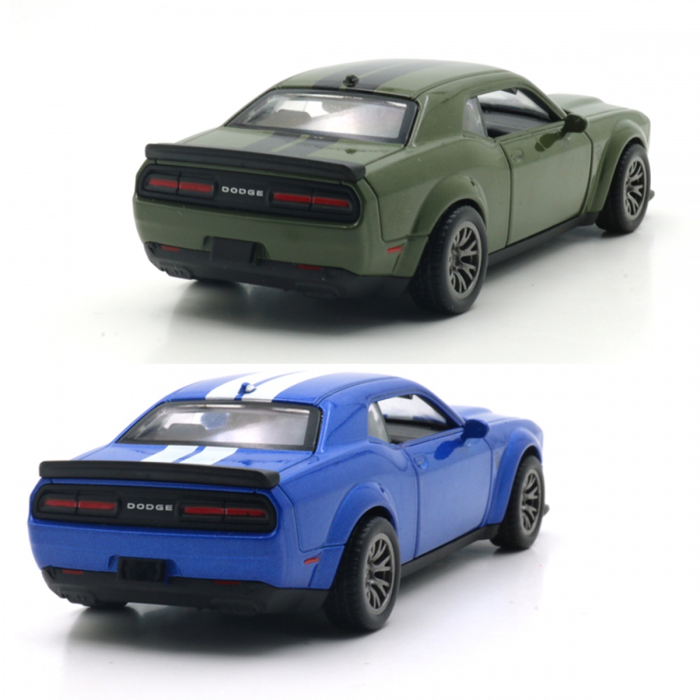 Автомодель TechnoDrive 1:44 Dodge Challenger SRT Jailbreak 2022 blue/green 250949