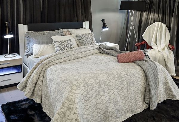 Покривало Esmoriz 230x260 см La Nuit світло-сірий 