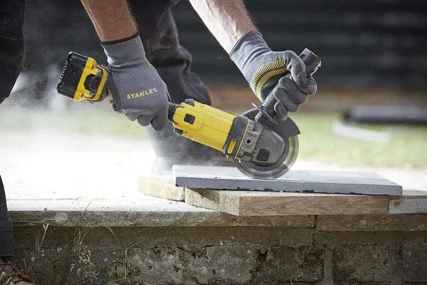 Болгарка (кутова шліфмашина) Stanley FatMax SFMCG400M2K